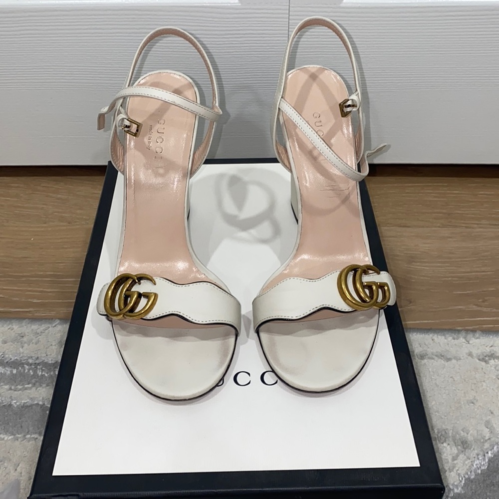 ❌SOLD❌GG Logo-Plaque Sandals size 8.5